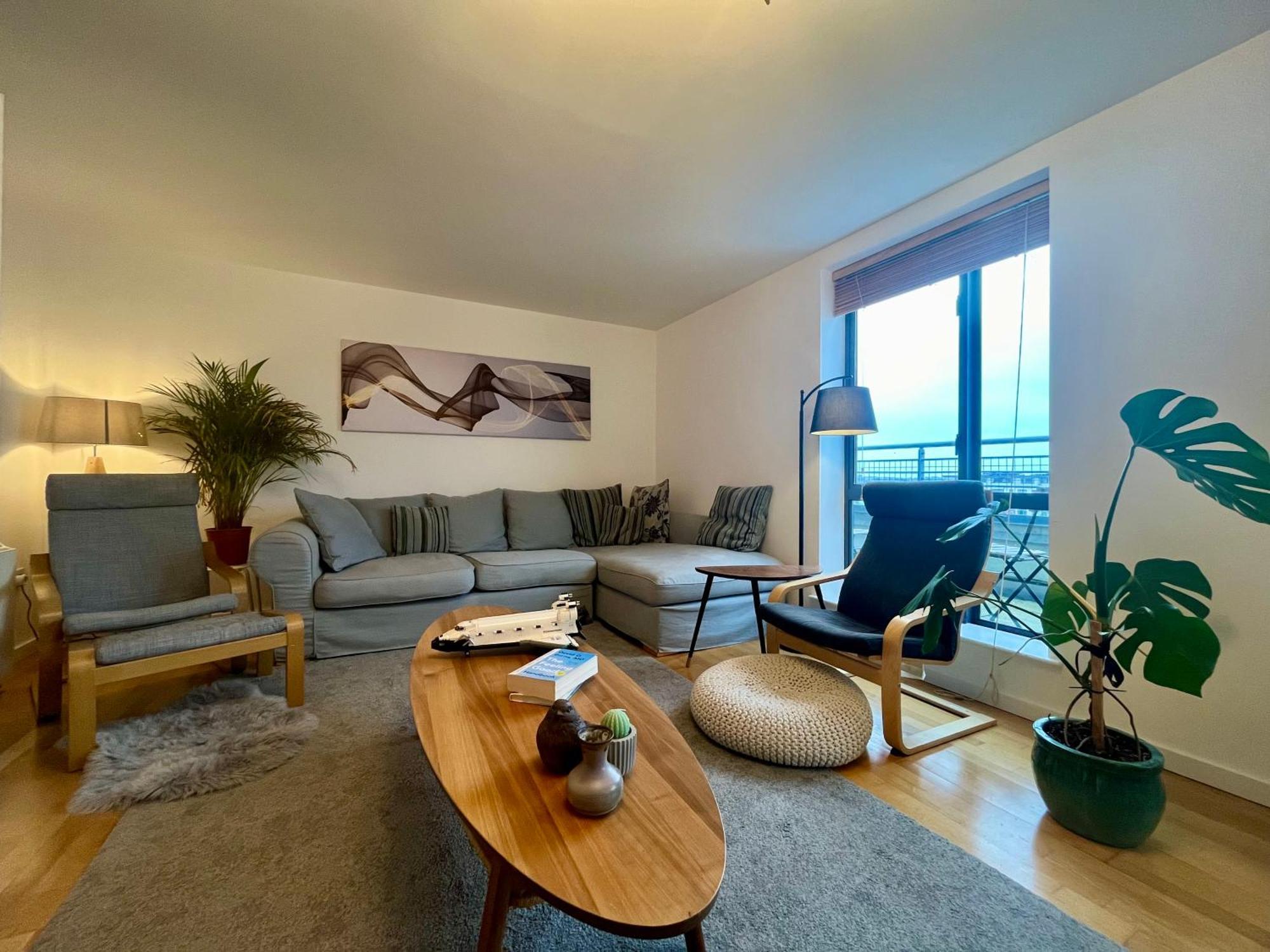Exclusive King-size Bed Comfort With Serene Garden View Séjour chez l'habitant