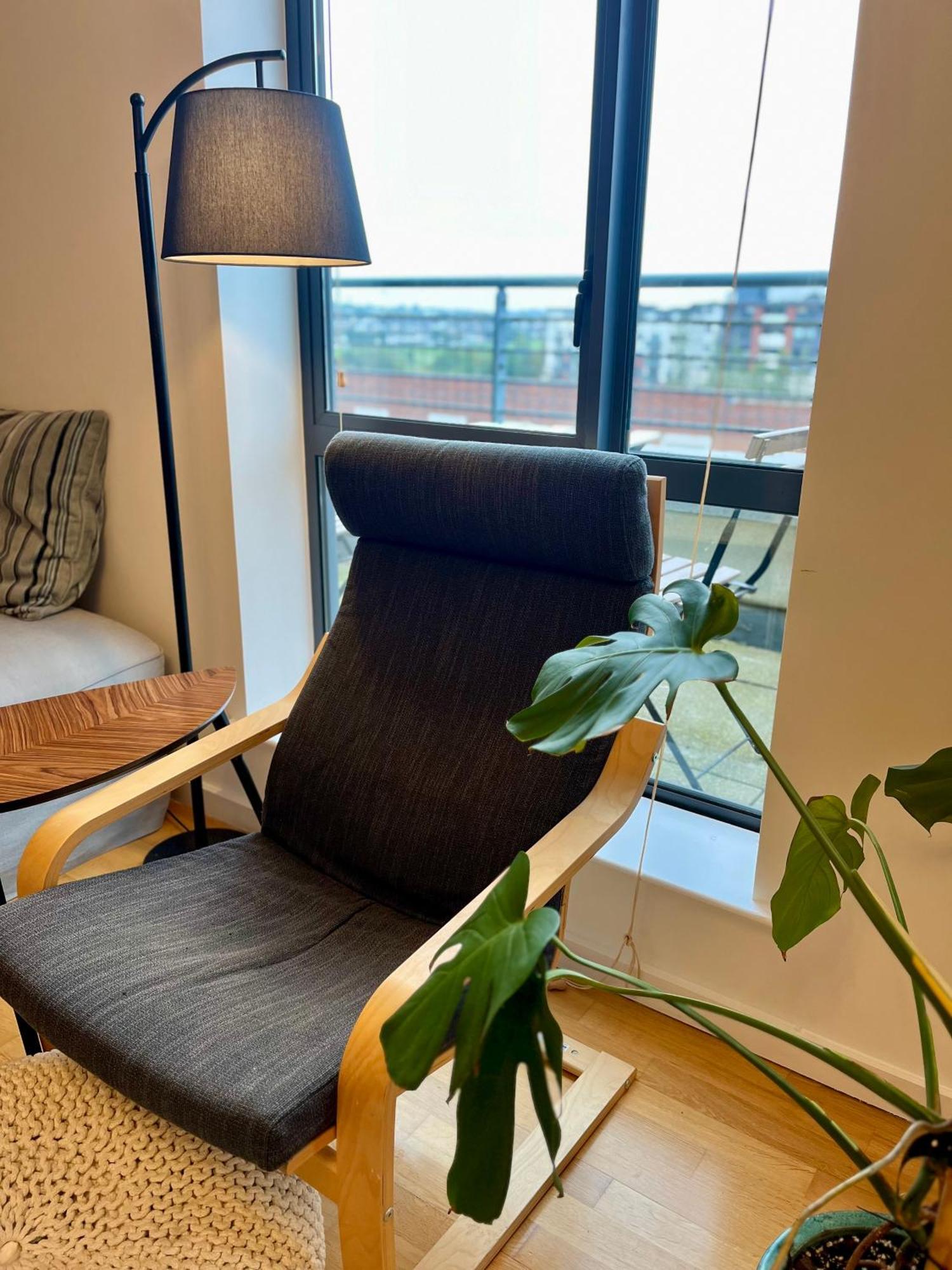 Exclusive King-size Bed Comfort With Serene Garden View Séjour chez l'habitant Dublin