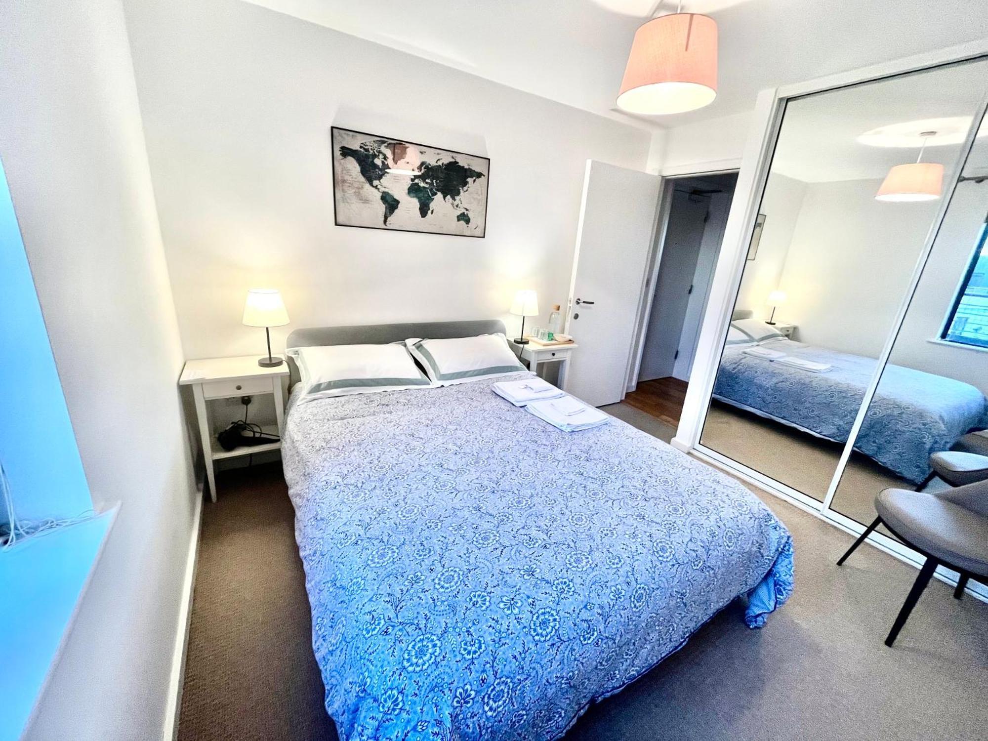 Séjour chez l'habitant Exclusive King-size Bed Comfort With Serene Garden View *