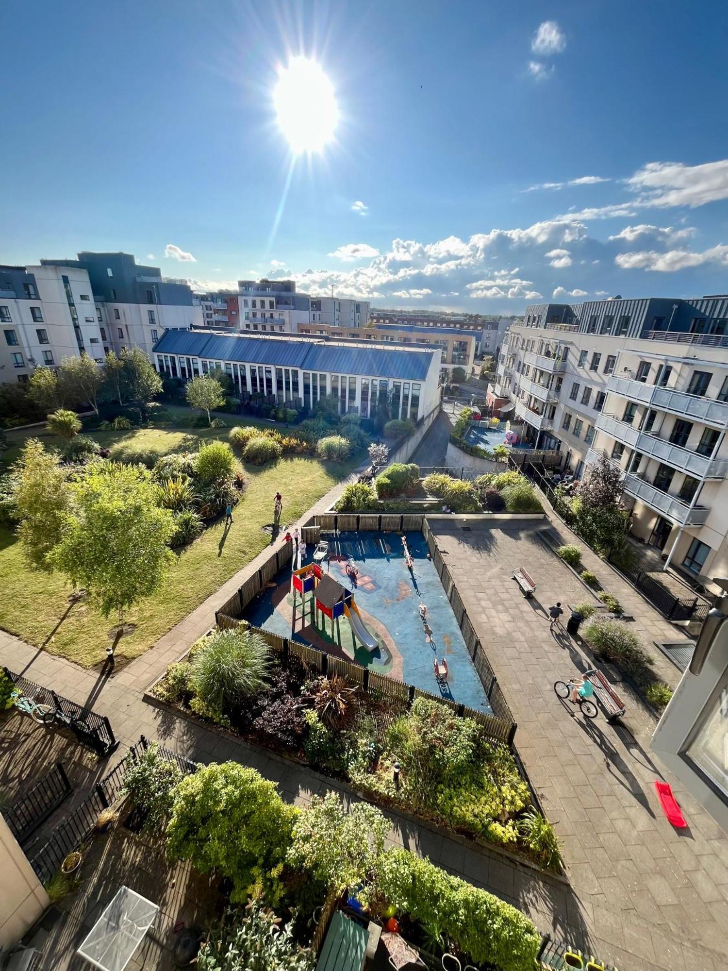 Séjour chez l'habitant Exclusive King-size Bed Comfort With Serene Garden View *